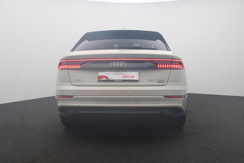 Audi Q8 2021