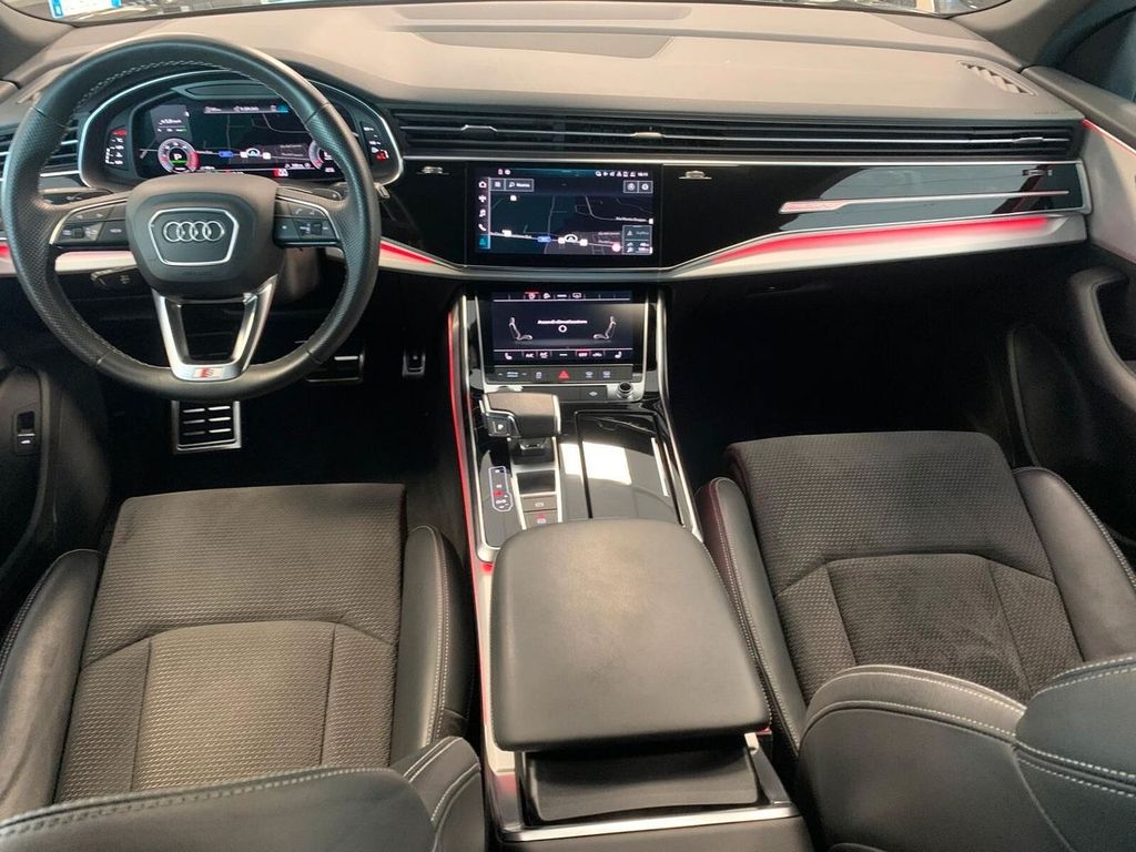 Audi Q8 2021