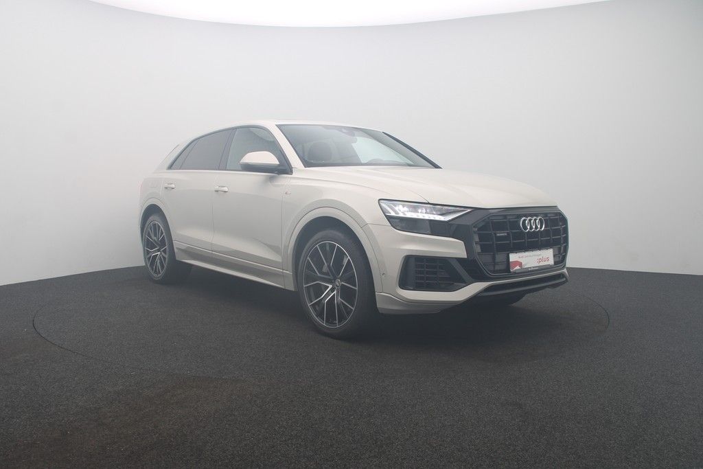 Audi Q8 2021