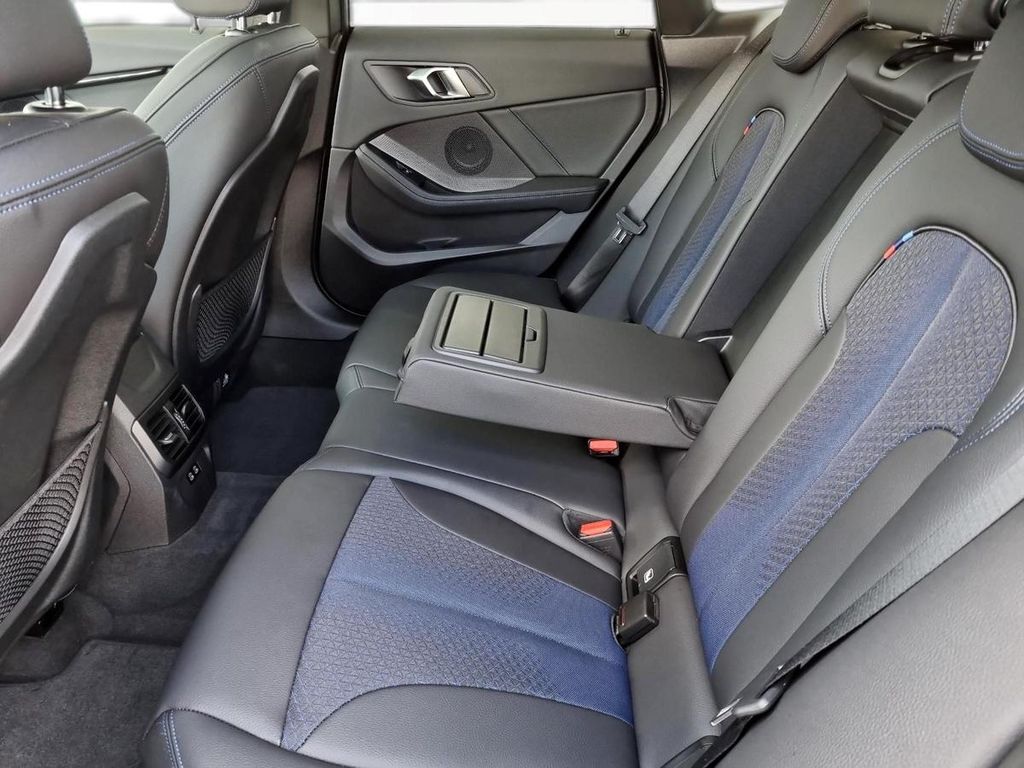 BMW 218 Gran Coupé 2025