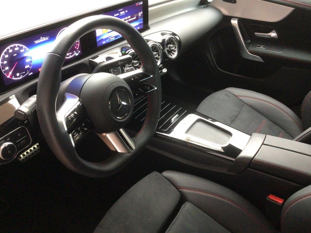 Mercedes-Benz CLA 250 2024