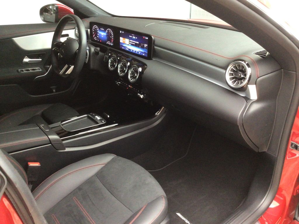 Mercedes-Benz CLA 250 2024