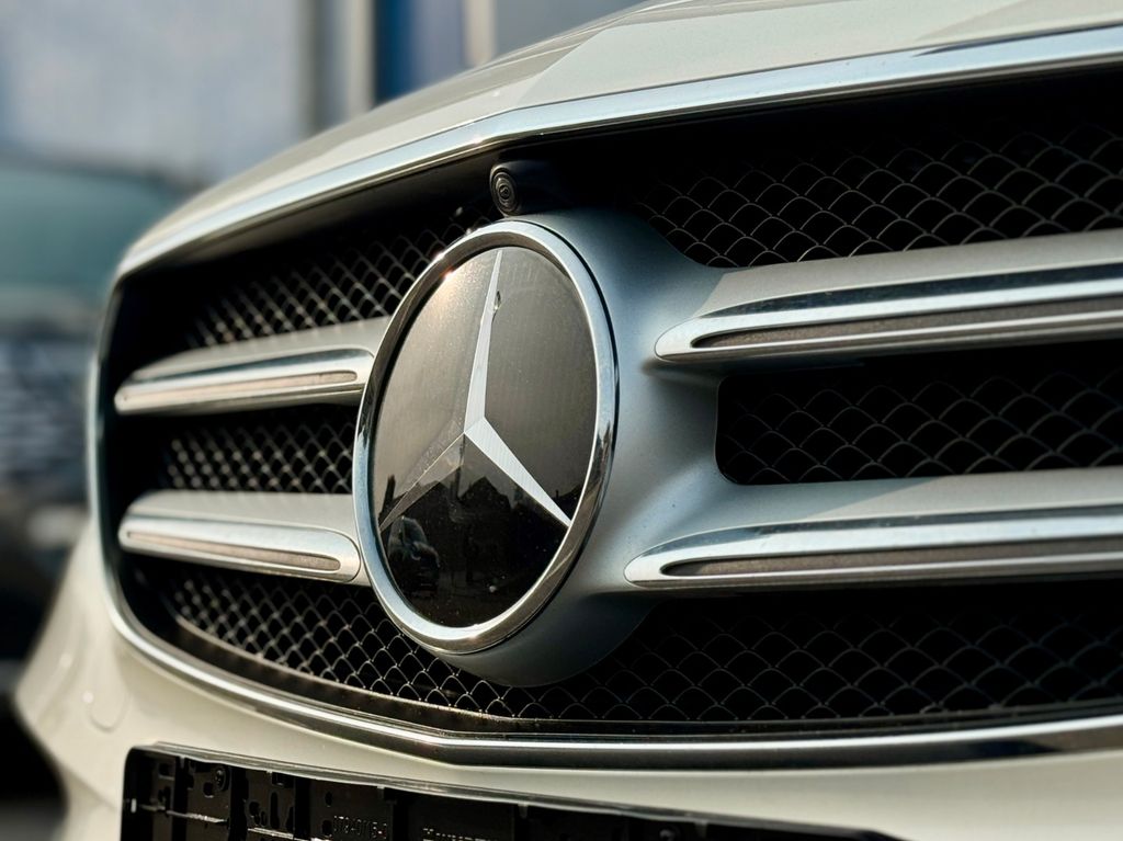 Mercedes-Benz E 300 2019