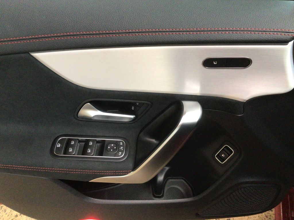 Mercedes-Benz CLA 250 2024