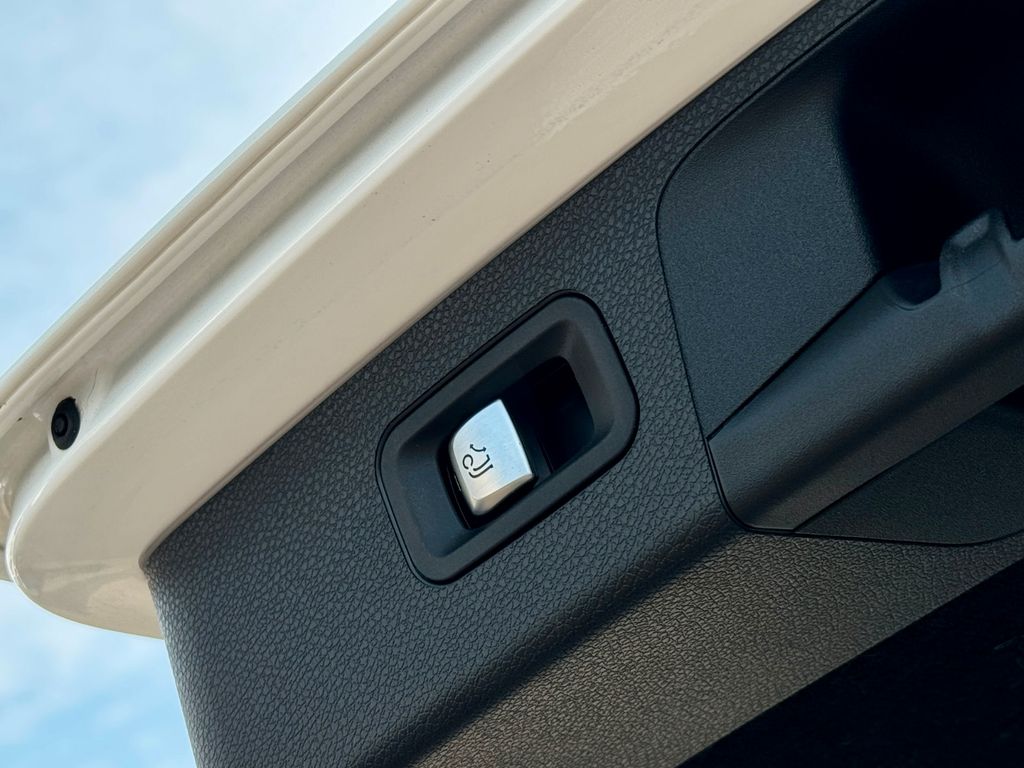 Mercedes-Benz E 300 2019