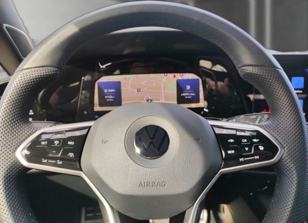 Volkswagen Golf 2023