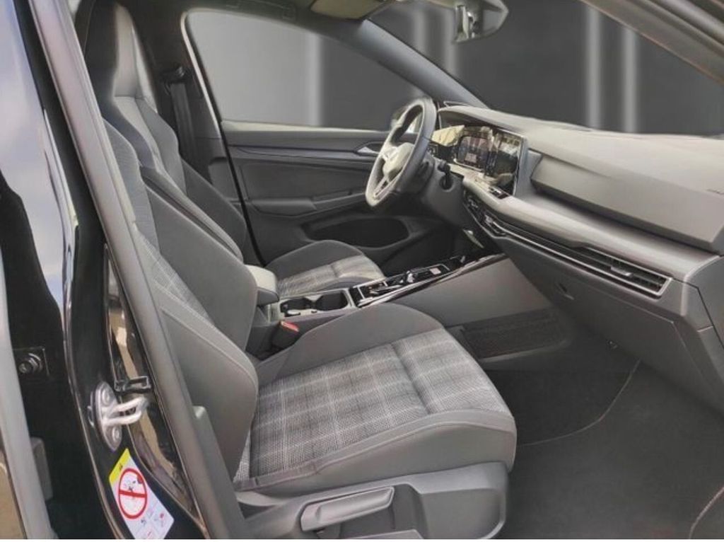 Volkswagen Golf 2023