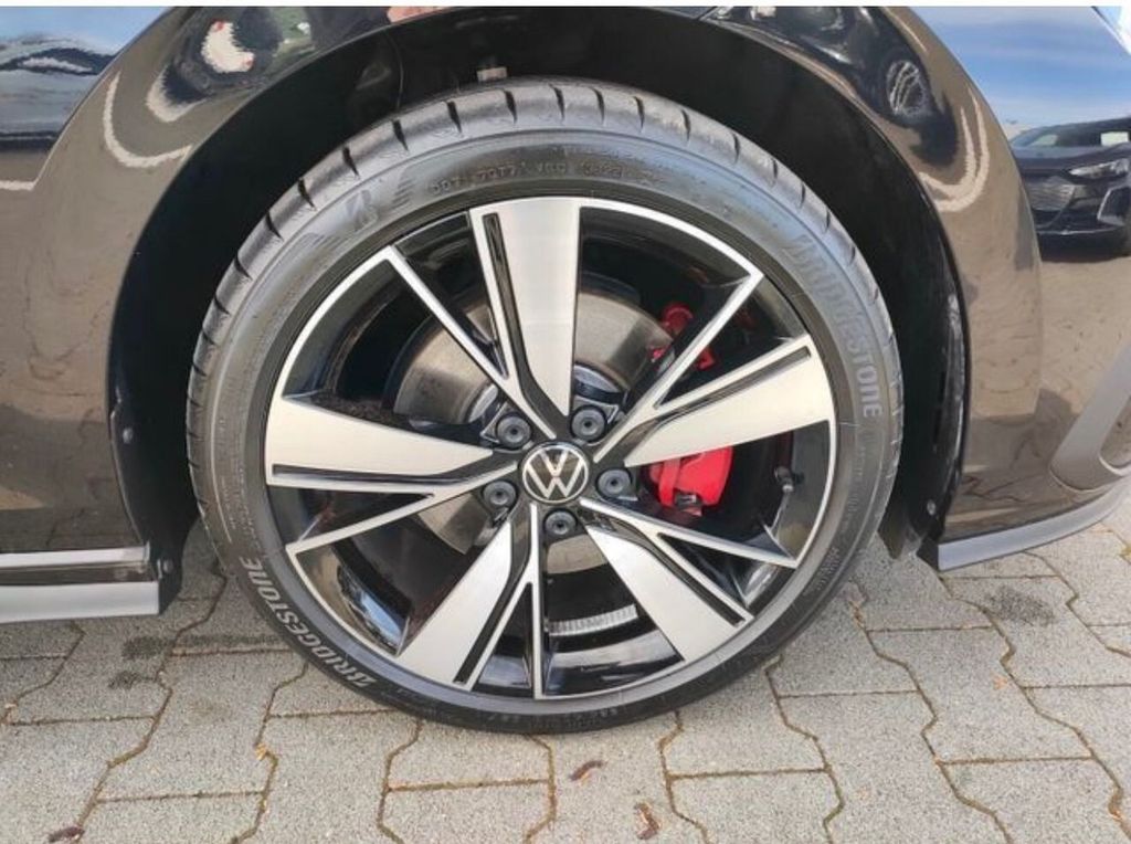 Volkswagen Golf 2023