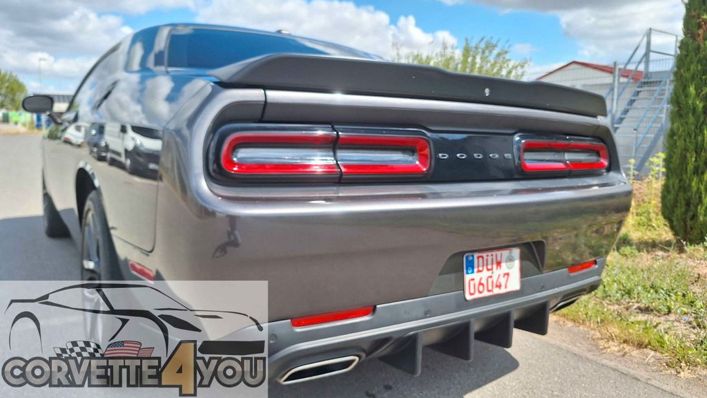 Dodge Challenger 2021
