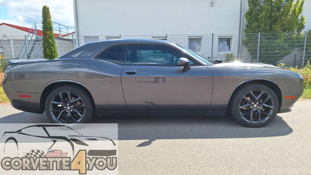 Dodge Challenger 2021