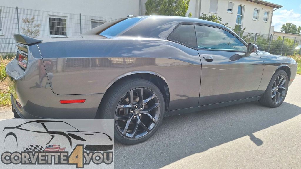 Dodge Challenger 2021