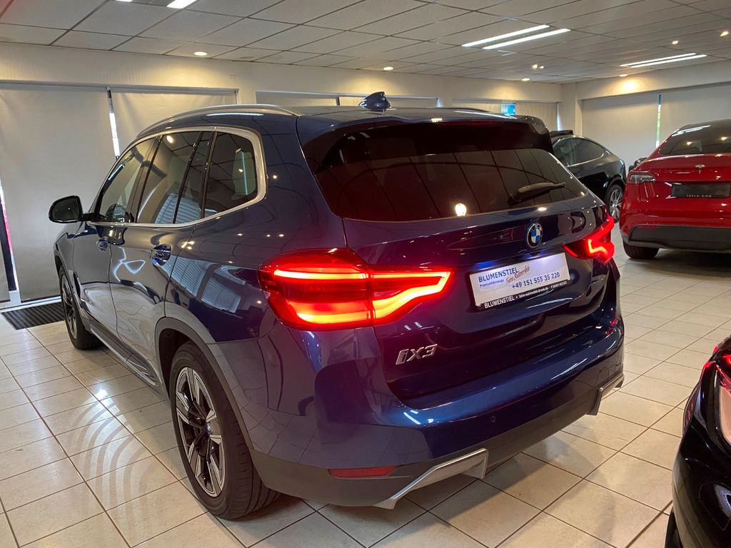 BMW iX3 2021