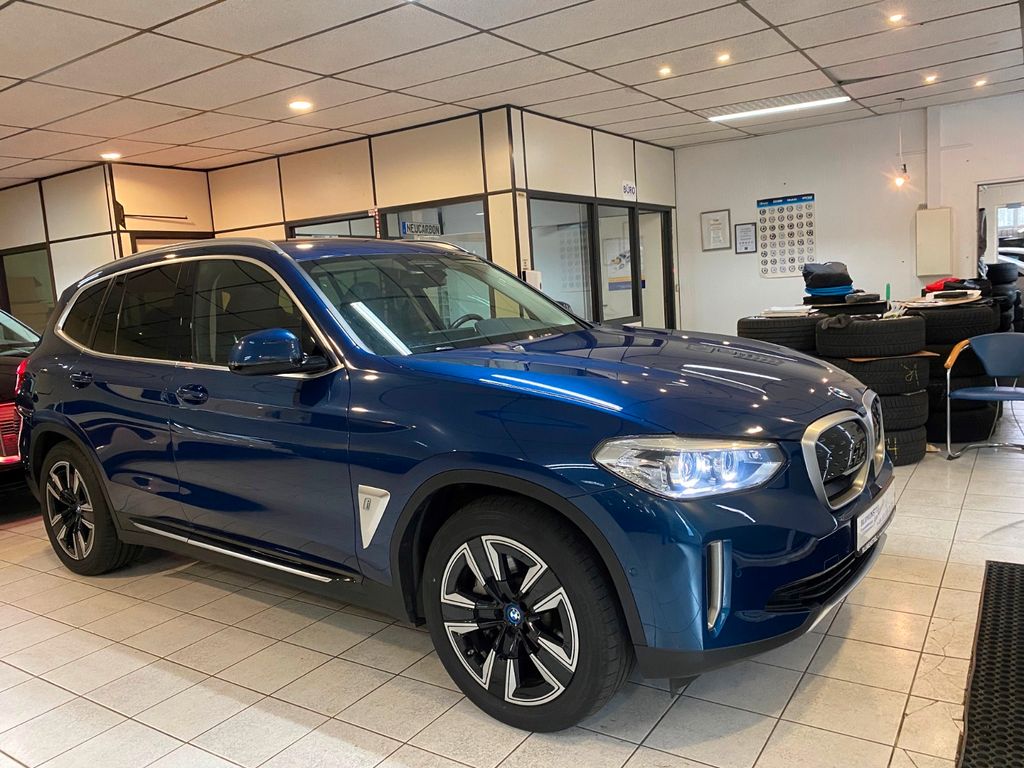 BMW iX3 2021