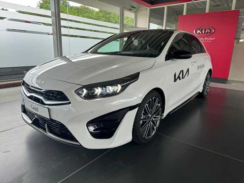 Kia cee'd / Ceed 2025