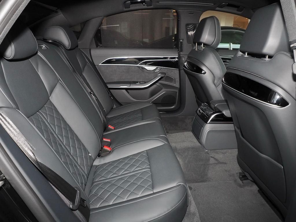 Audi A8 2025