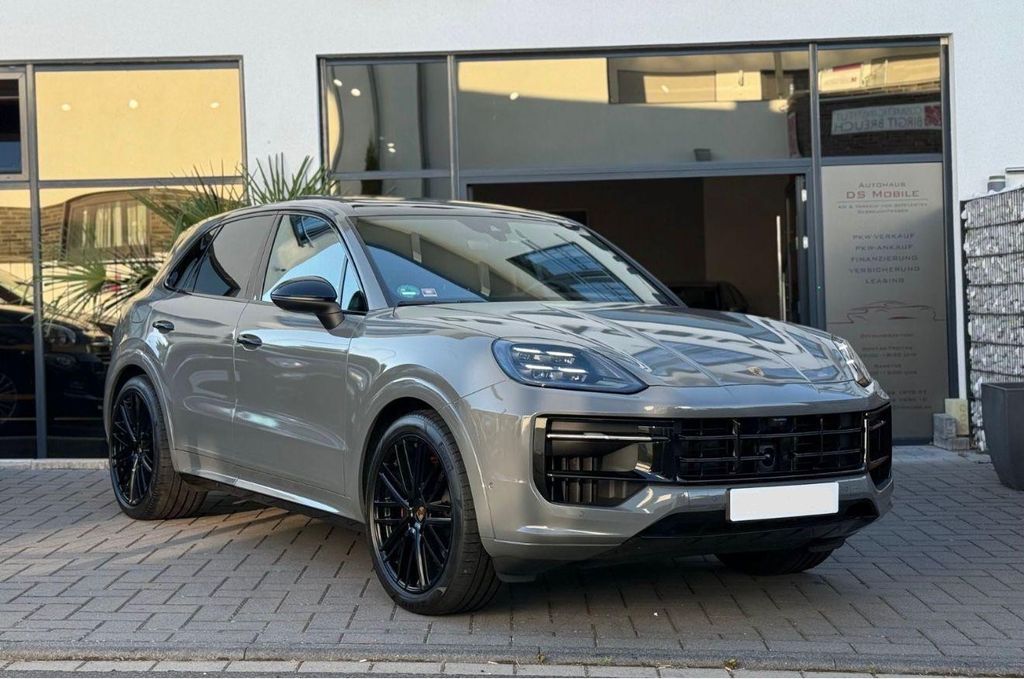 Porsche Cayenne 2024