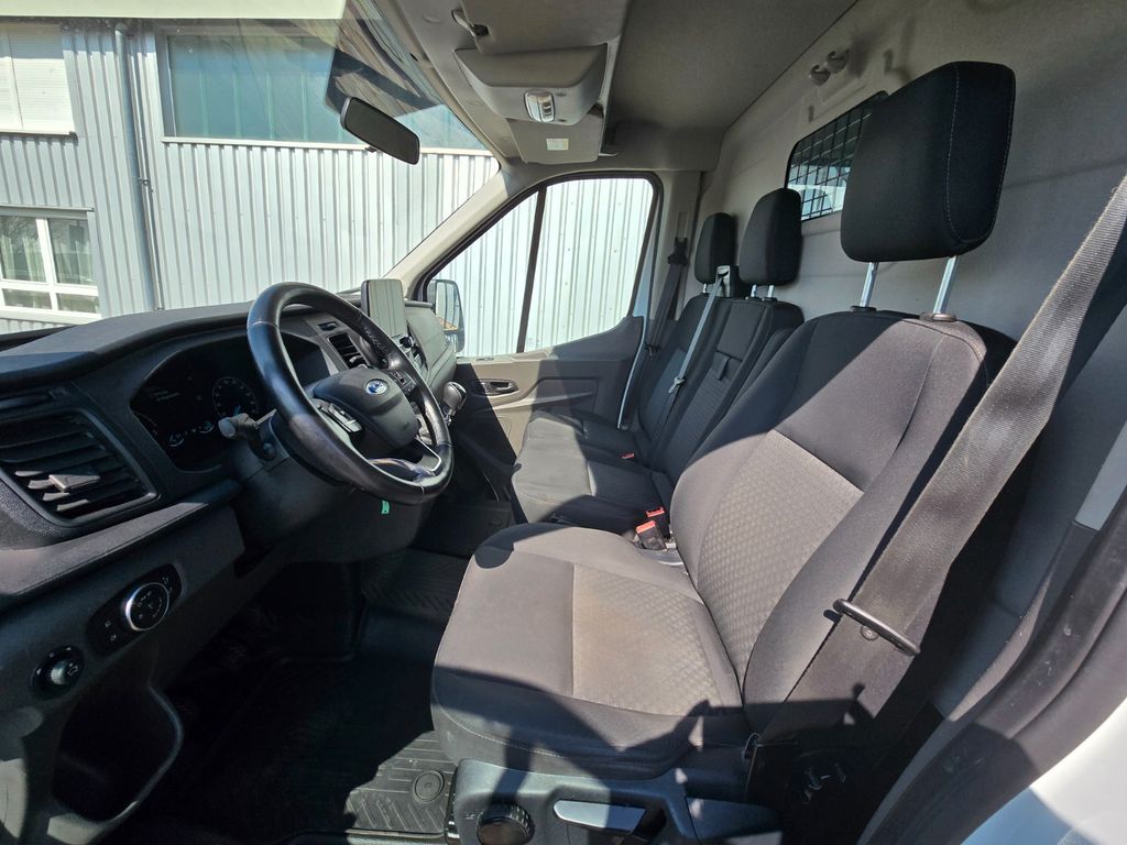 Ford Transit 2021