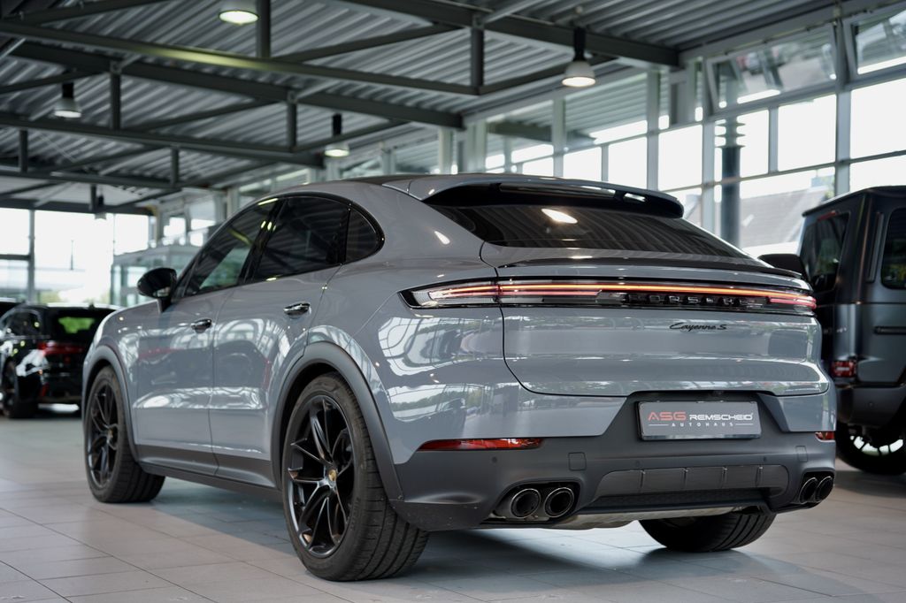 Porsche Cayenne 2024