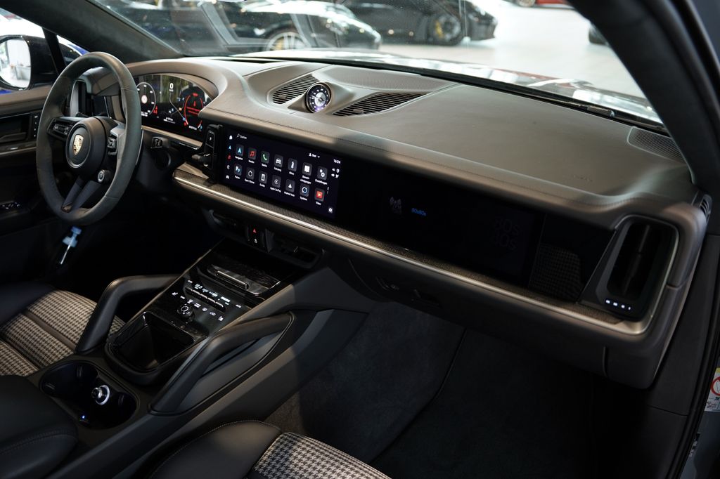 Porsche Cayenne 2024