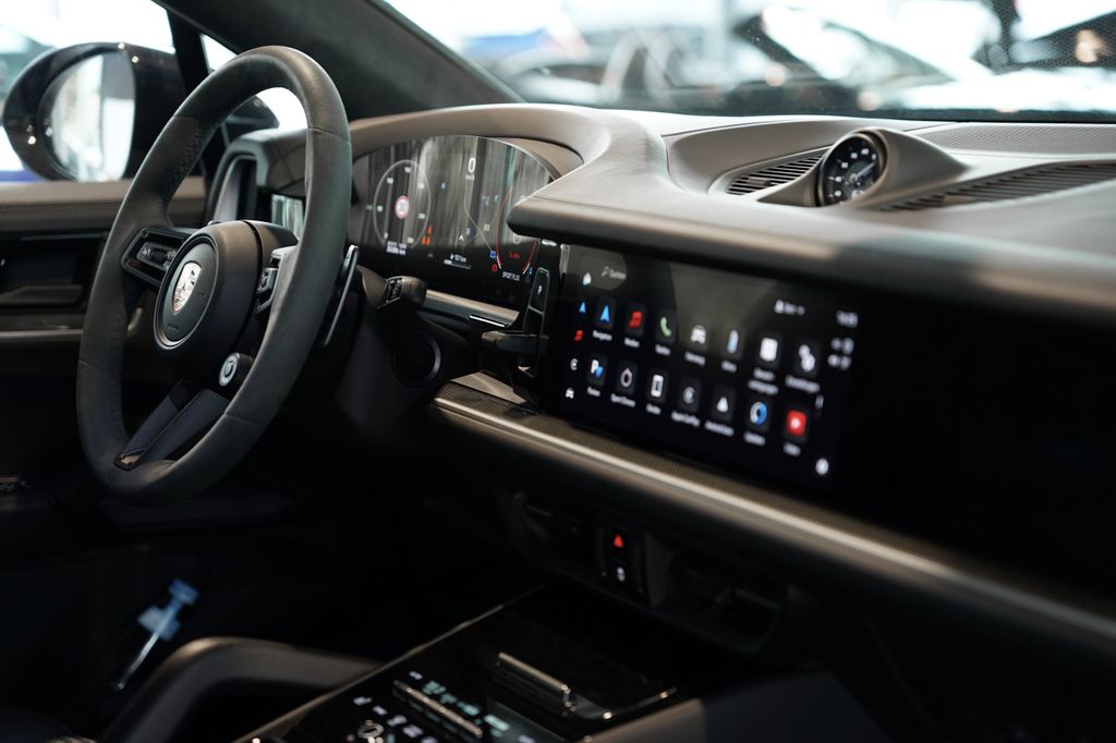 Porsche Cayenne 2024