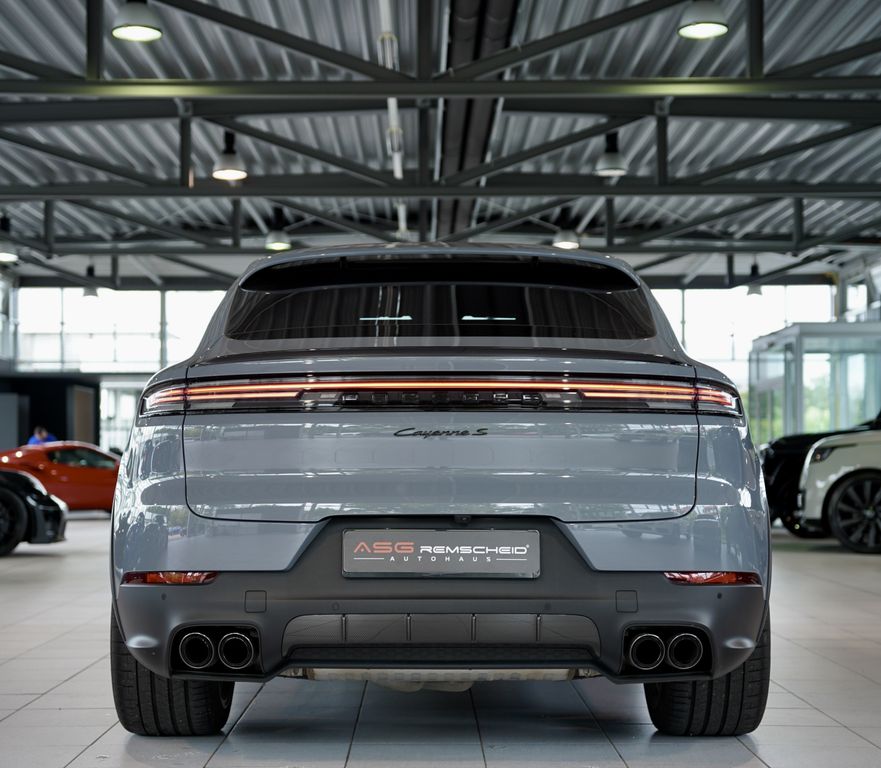 Porsche Cayenne 2024