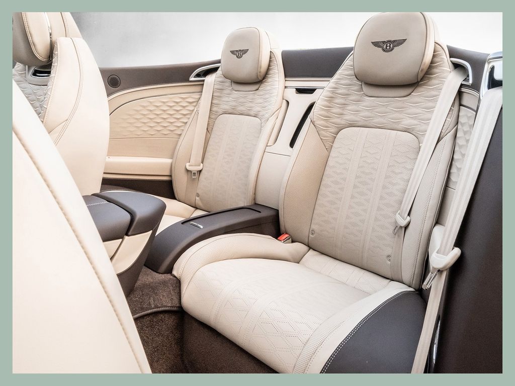 Bentley Continental GTC 2025