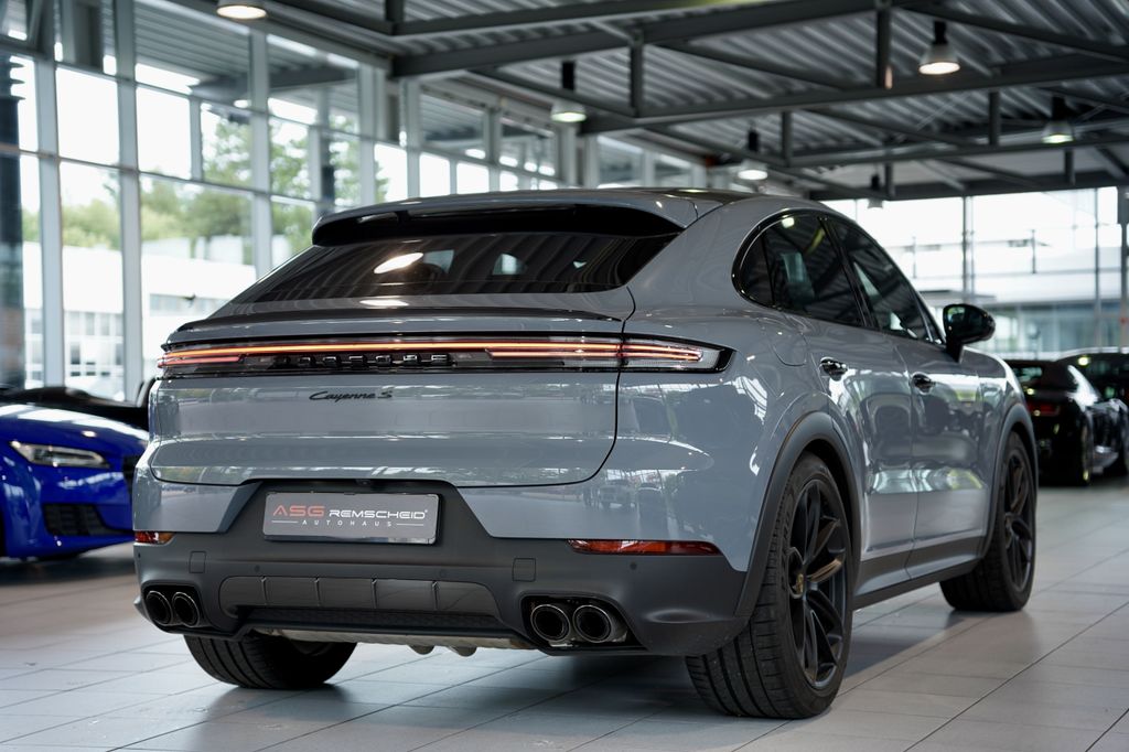 Porsche Cayenne 2024