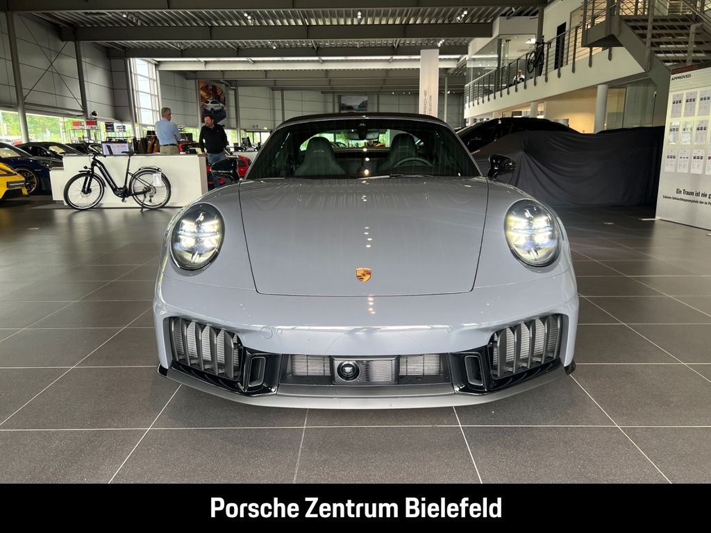 Porsche 992 2025
