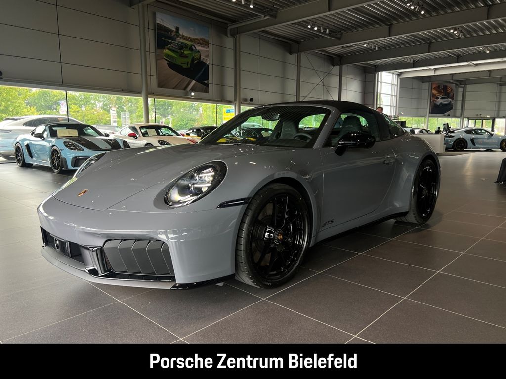 Porsche 992 2025