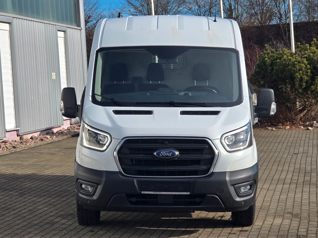 Ford Transit 2021