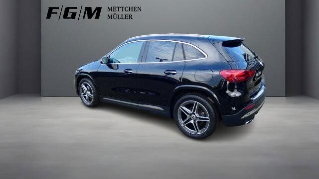 Mercedes-Benz GLA 200 2024