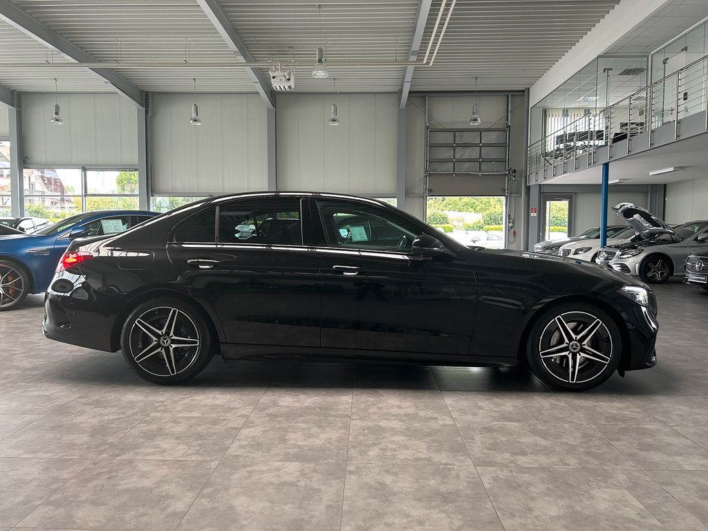 Mercedes-Benz C 300 2024