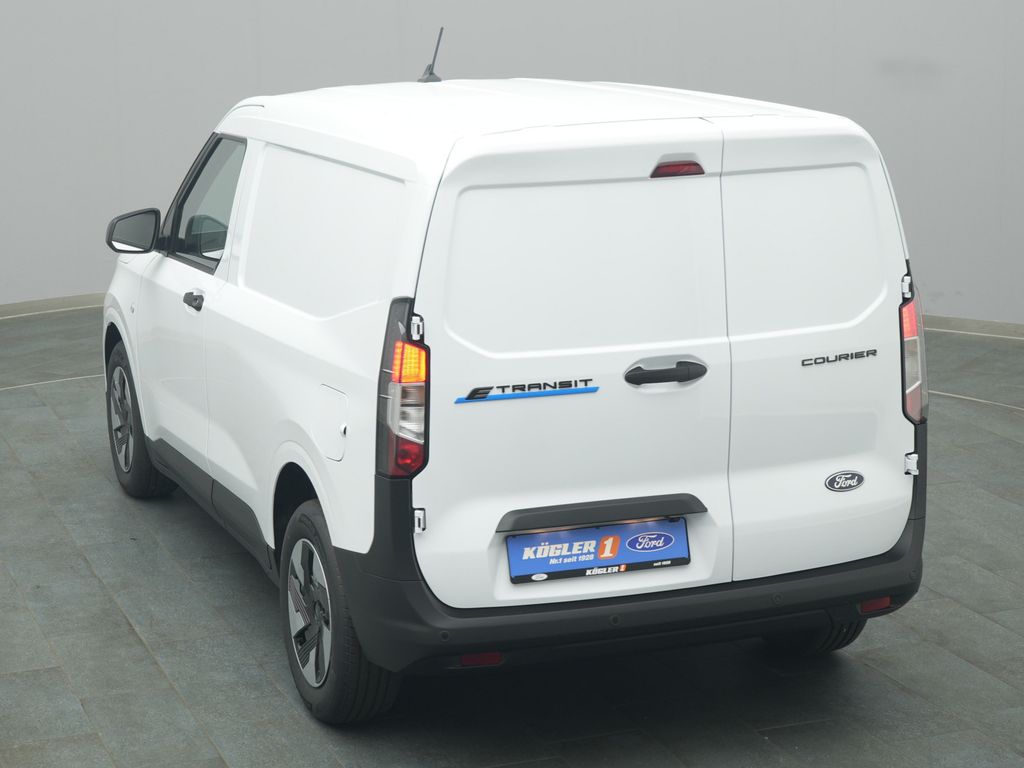 Ford Transit Courier 2025