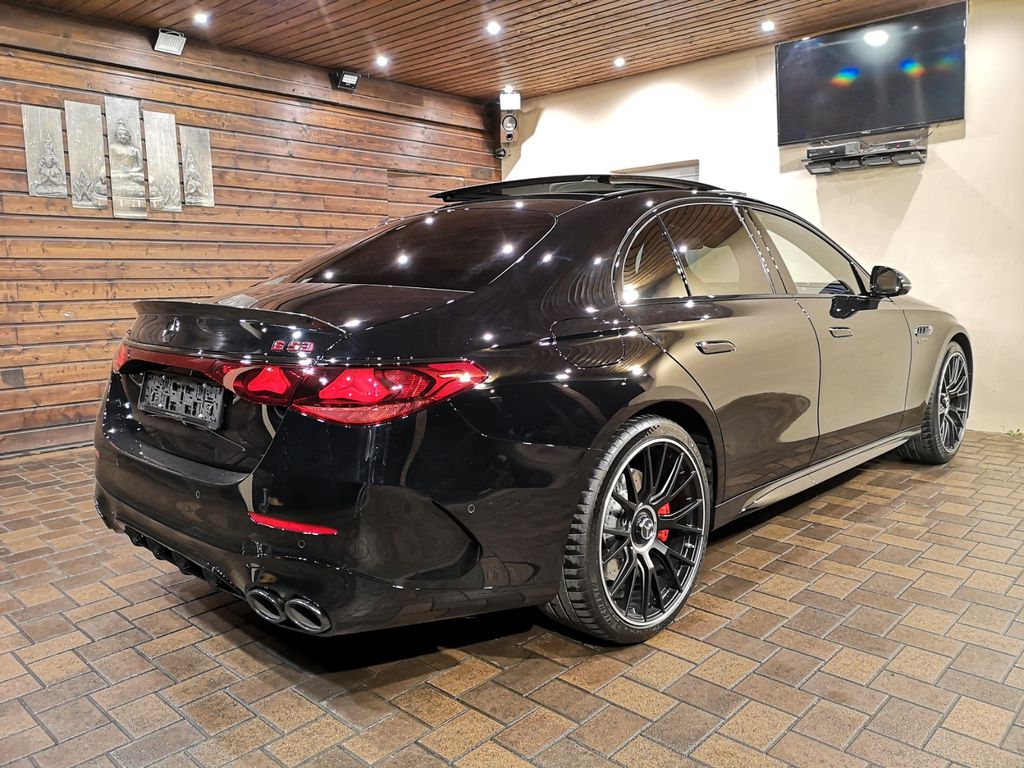 Mercedes-Benz E 53 AMG 2025