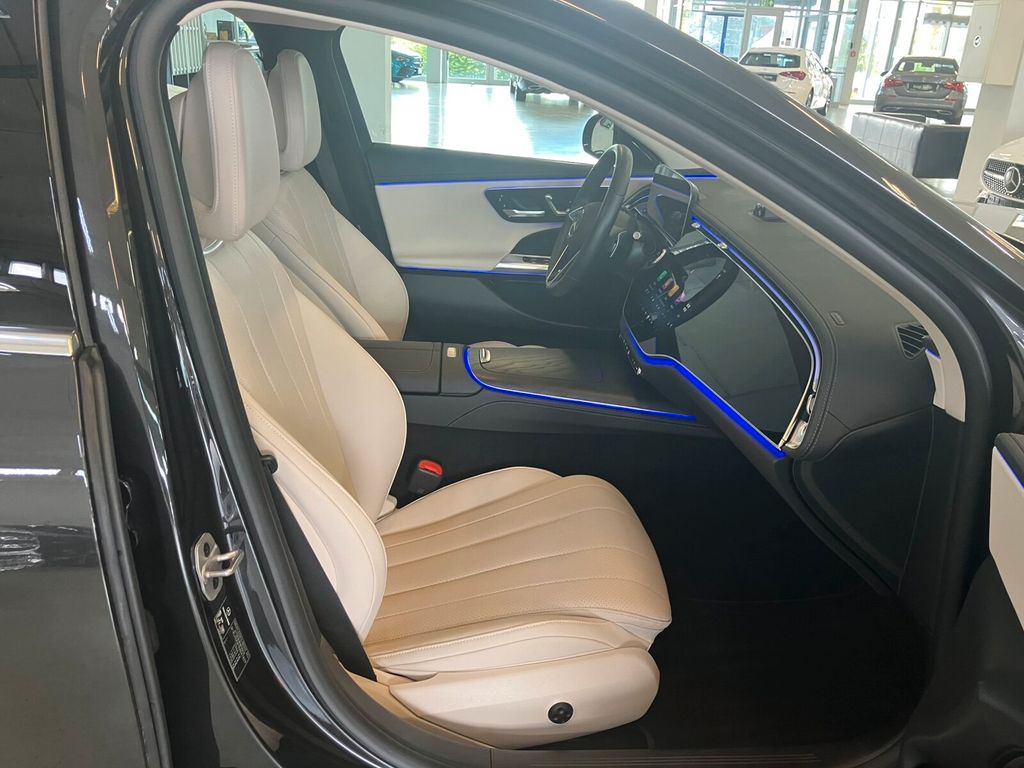 Mercedes-Benz E 300 2024