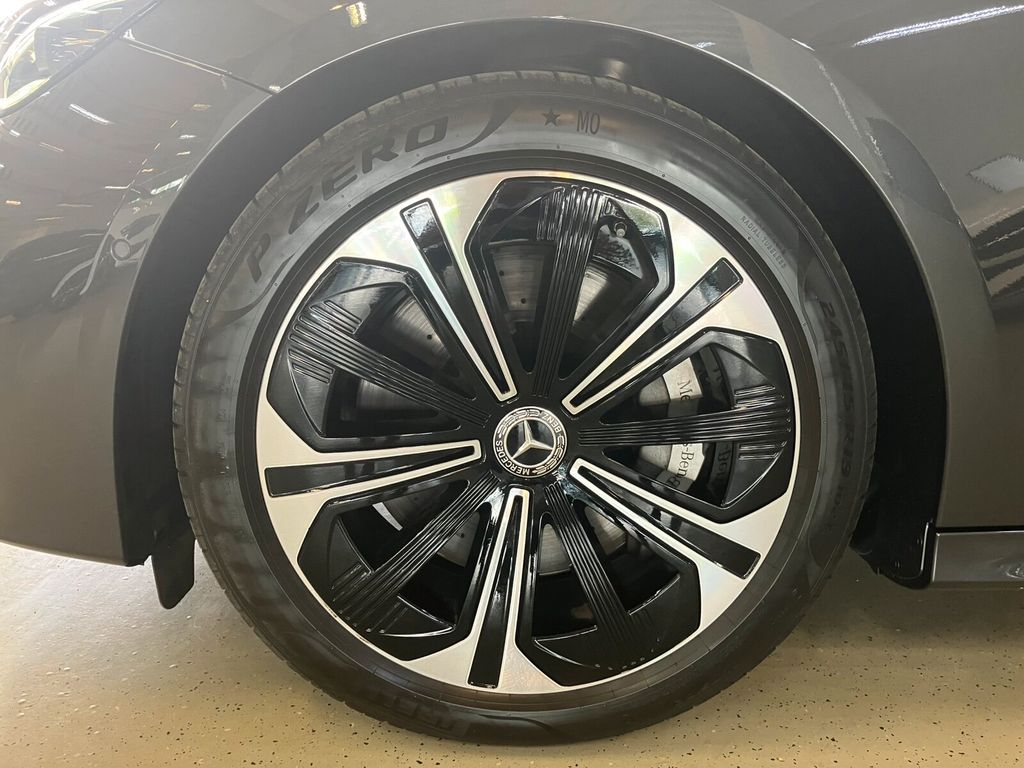 Mercedes-Benz E 300 2024