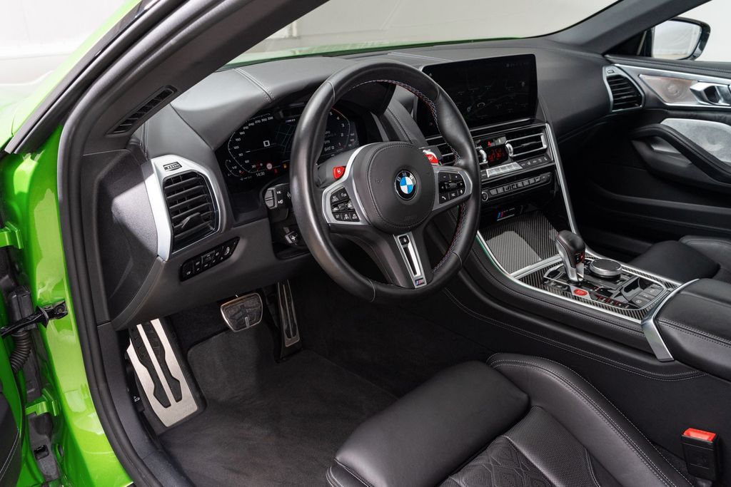 BMW M8 2022