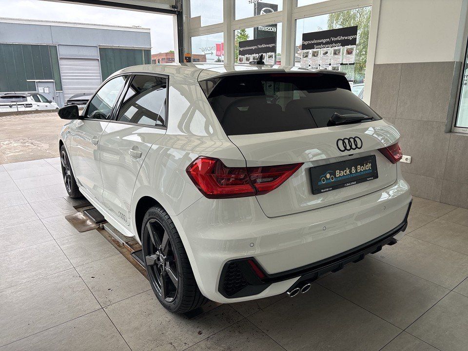 Audi A1 2025