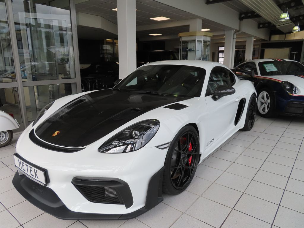 Porsche Cayman 2025