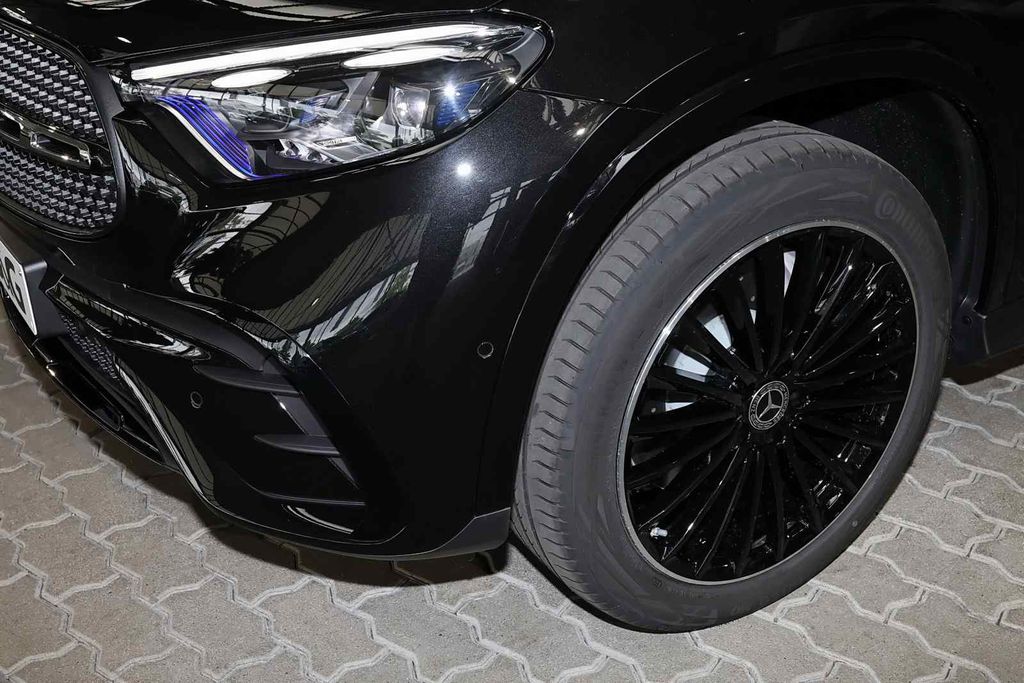 Mercedes-Benz GLC 300 2025