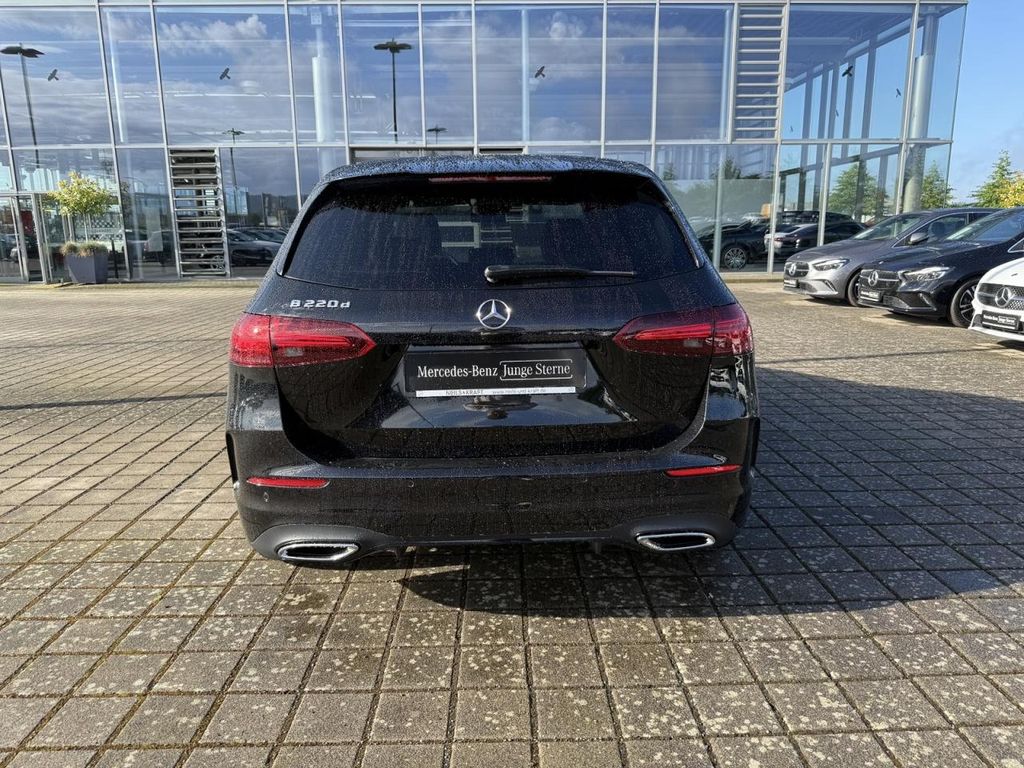 Mercedes-Benz B 220 2024