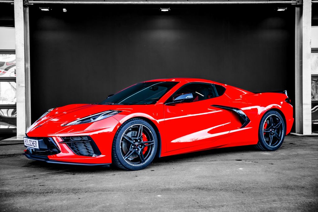 Corvette C8 2021