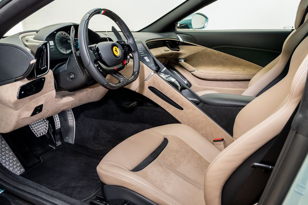 Ferrari Roma 2024