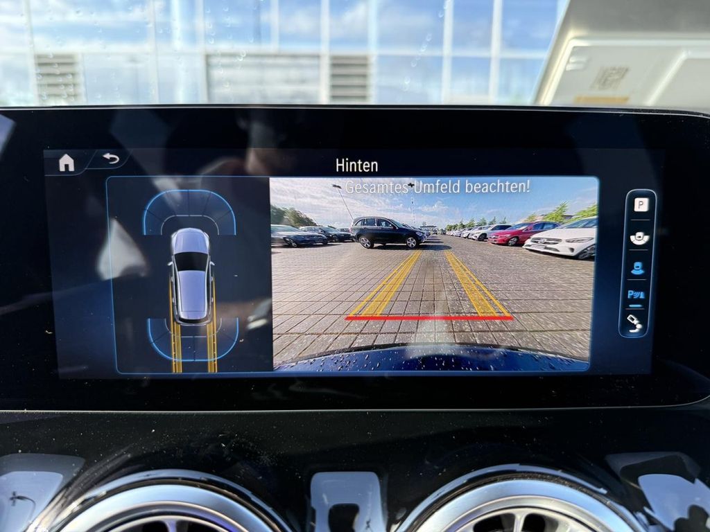 Mercedes-Benz B 220 2024