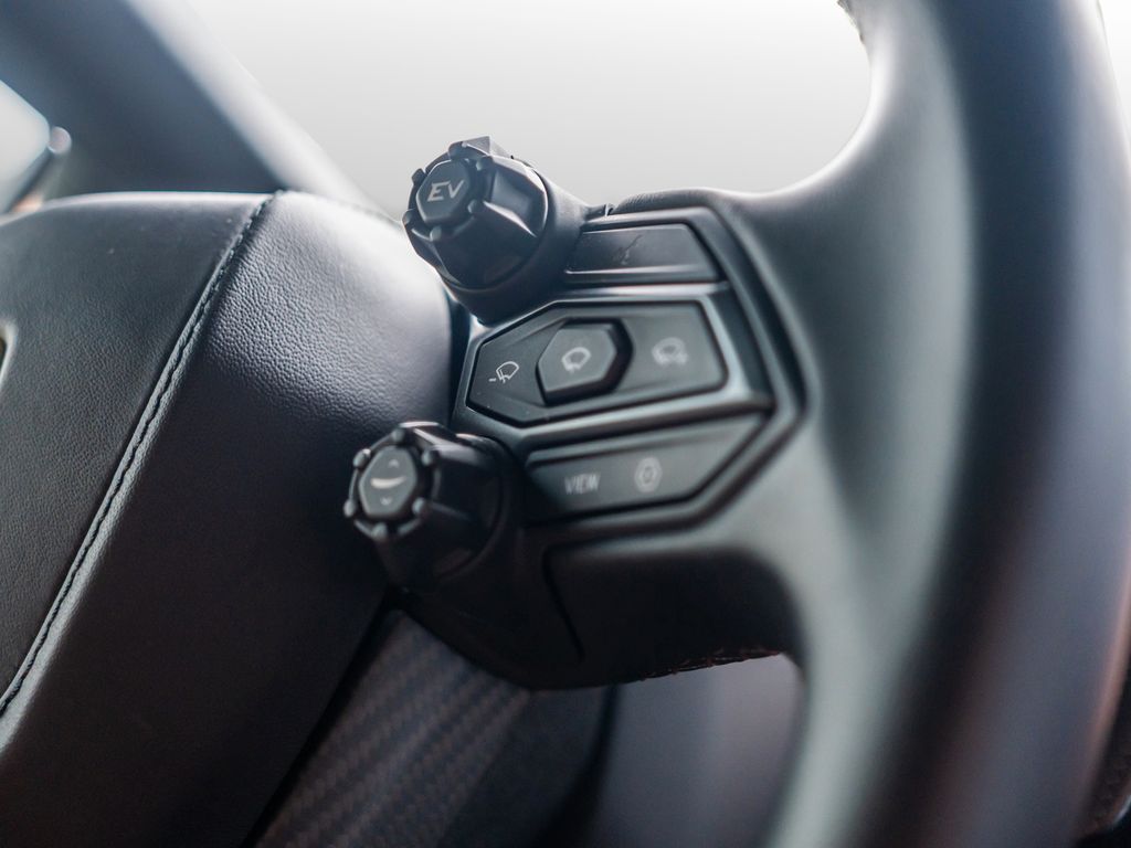 Lamborghini Revuelto 2024