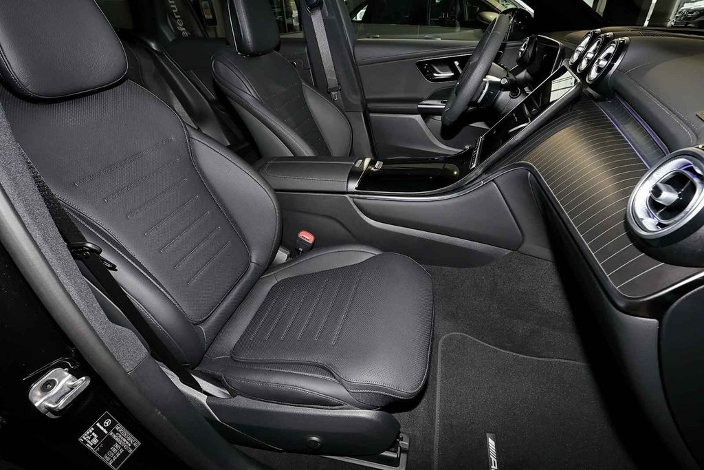 Mercedes-Benz GLC 300 2025