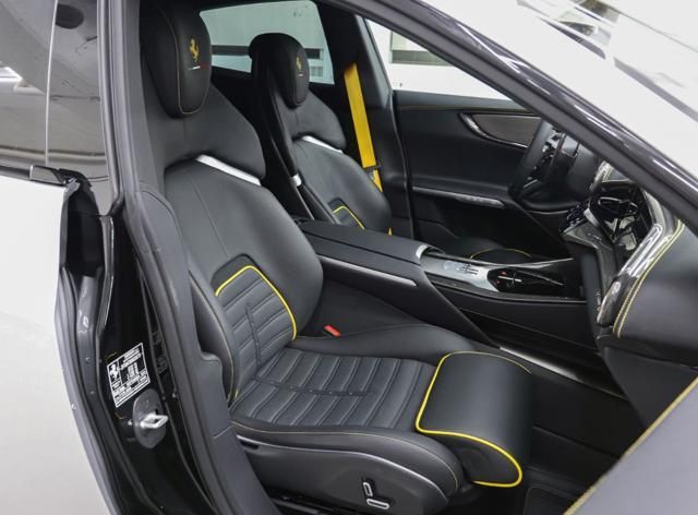 Ferrari Purosangue 2023