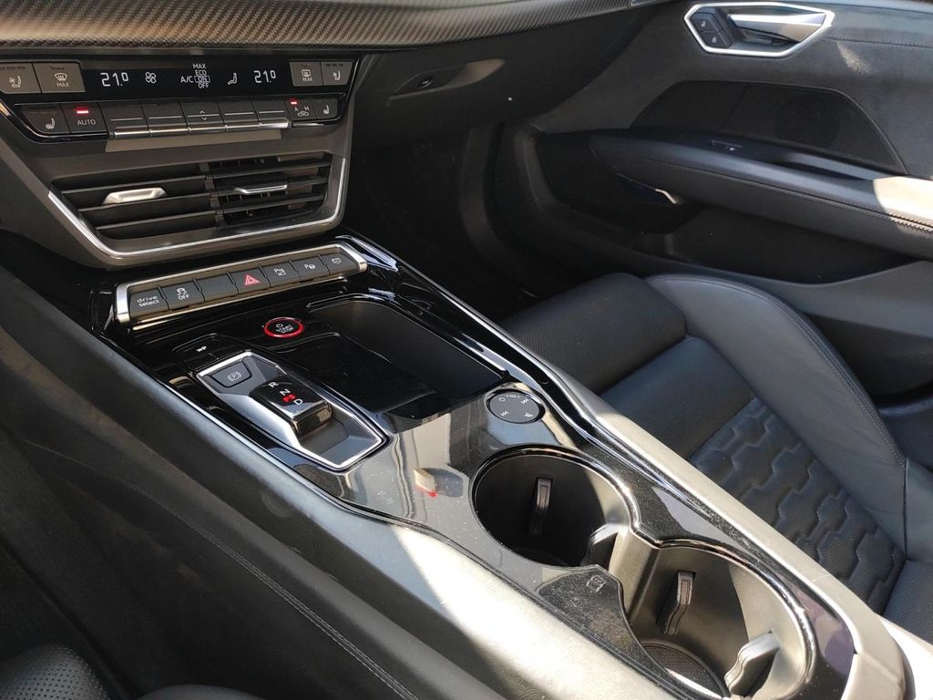 Audi RS e-tron GT 2021