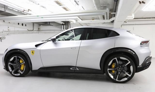 Ferrari Purosangue 2023