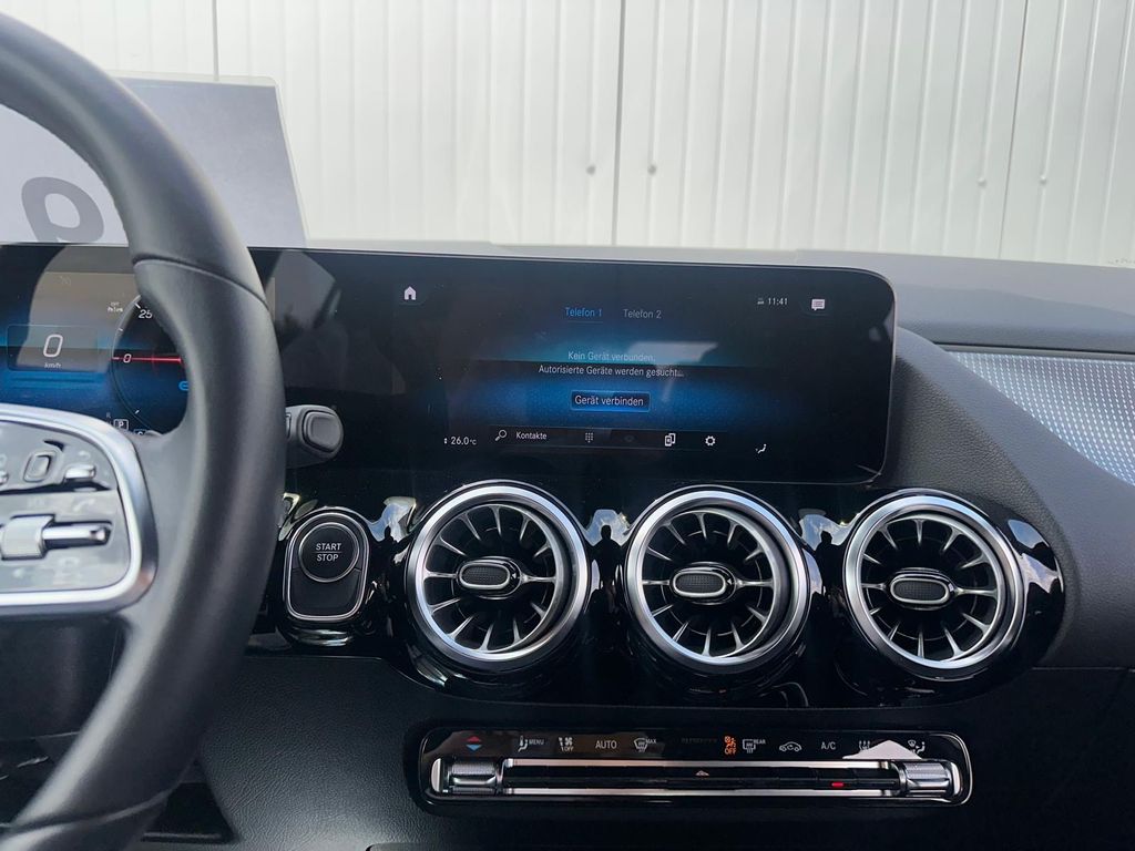 Mercedes-Benz EQA 2023